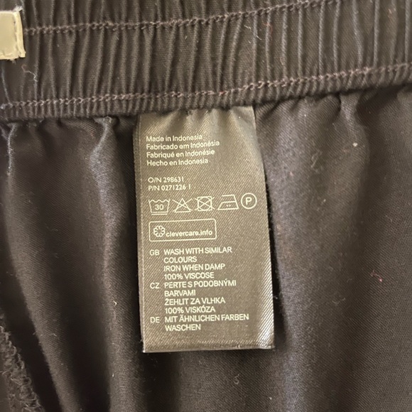 ❤️❤️H&M shorts ❤️❤️ - Picture 7 of 7